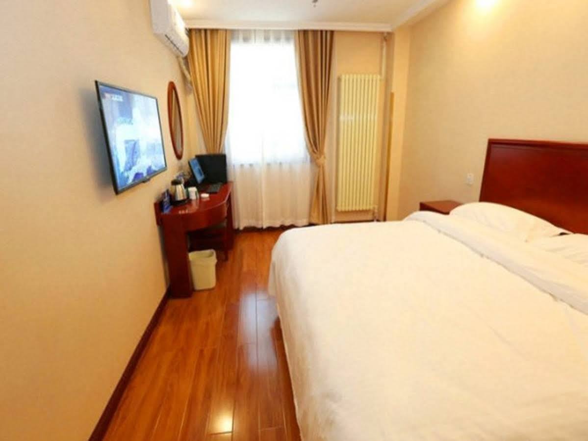 Greentree Inn Beijing Yanqing District Railway Station North Plaza South Caiyuan Hotel Εξωτερικό φωτογραφία